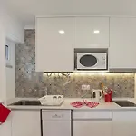 Casas Da Avo V Silveira (Lisbon)